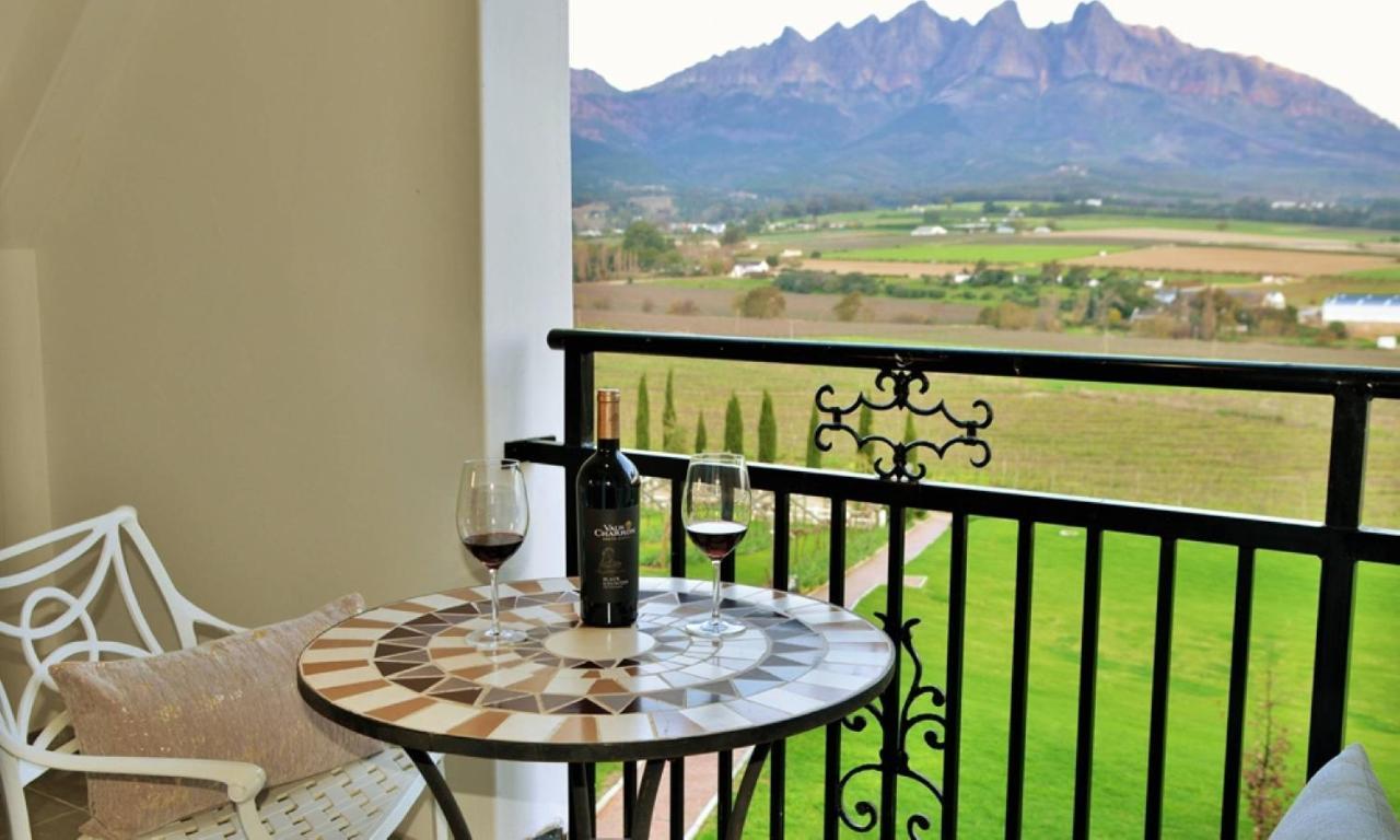 Val Du Charron Wine & Leisure Estate Hotel Уелингтън Екстериор снимка