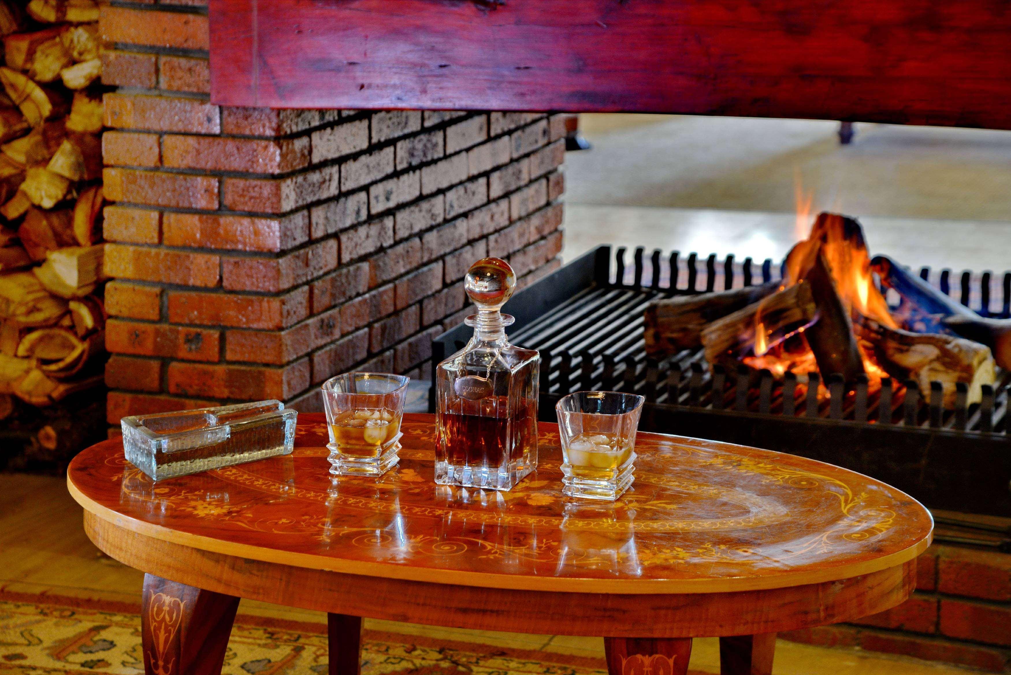 Val Du Charron Wine & Leisure Estate Hotel Уелингтън Екстериор снимка
