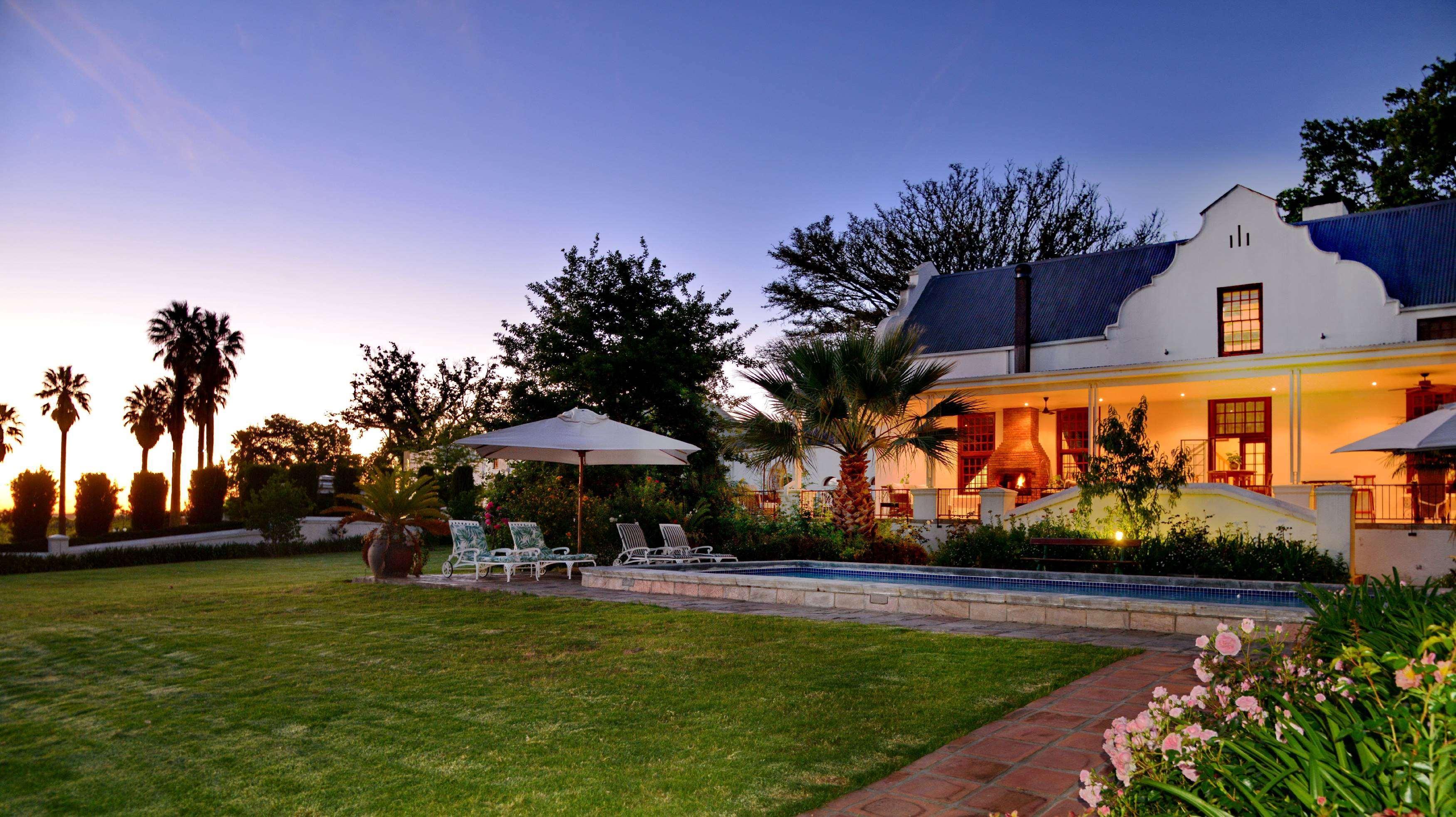 Val Du Charron Wine & Leisure Estate Hotel Уелингтън Екстериор снимка