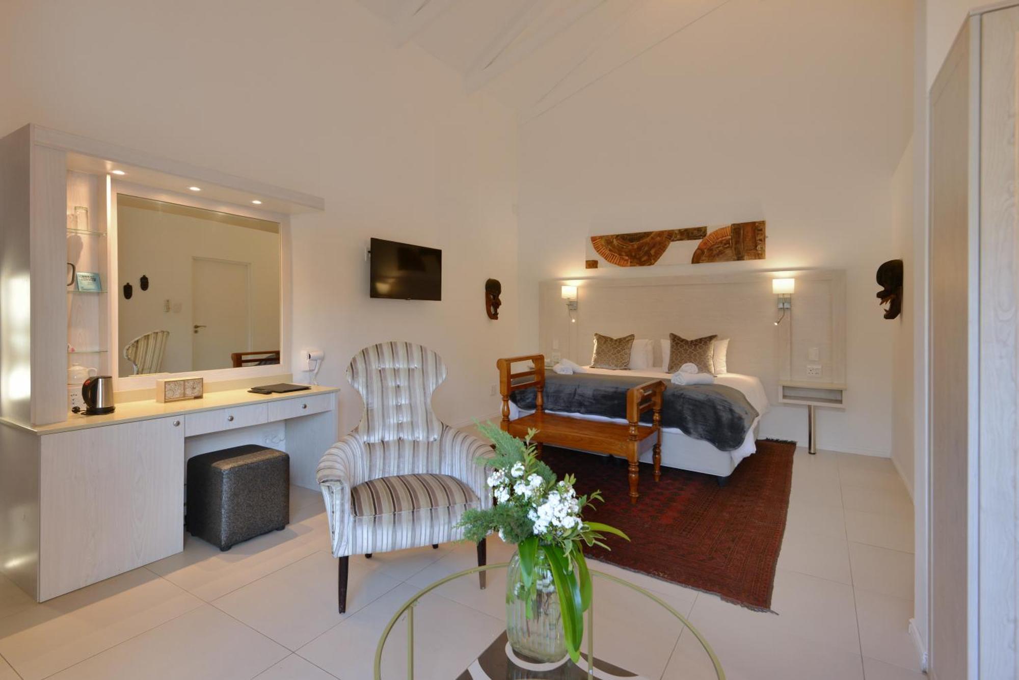 Val Du Charron Wine & Leisure Estate Hotel Уелингтън Екстериор снимка